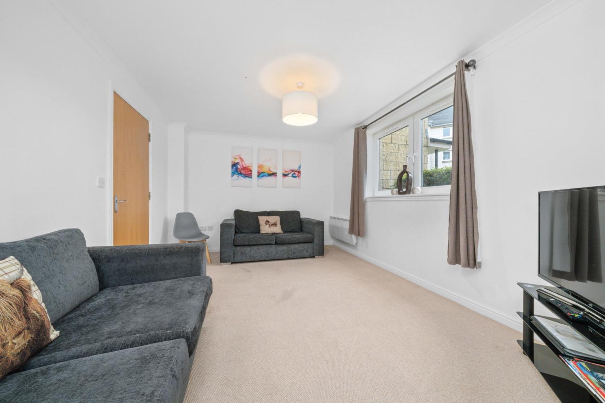 Saughton Suite With Views Of Water Of Leith 에든버러 외부 사진